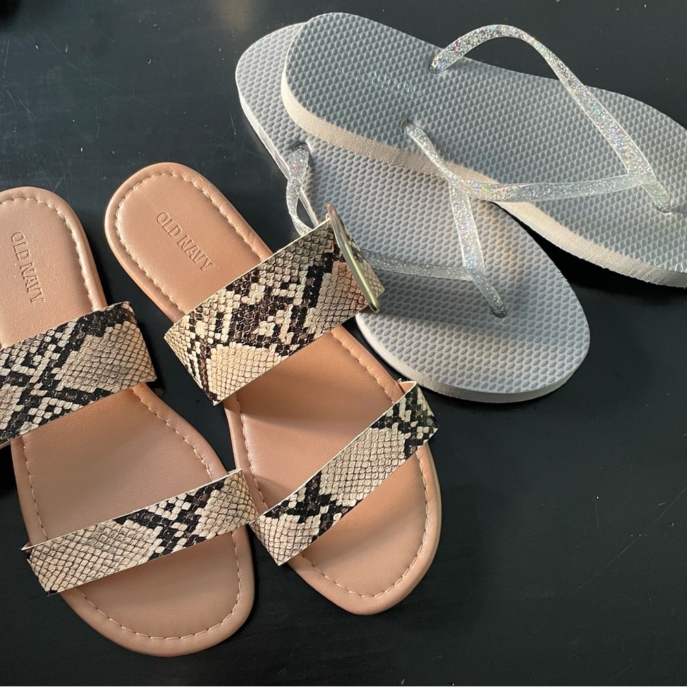 BNWOT Old Navy Size 6 Summer Shoes